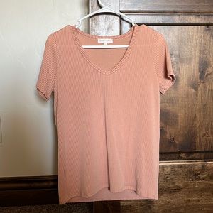 Böhme Pink V-neck t-shirt